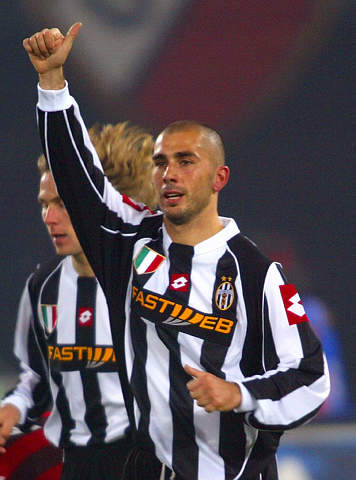 迪马济奥：卢卡库今天恢复合练，为8月份受伤以来首次（迪马济奥：卢卡库今日参加球队合练，这是他自8月伤停以来首次）