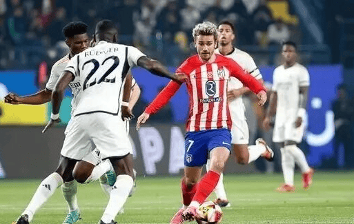 随国安已获三冠，张稀哲：拿第四冠时退役；3月份就开始练捧杯