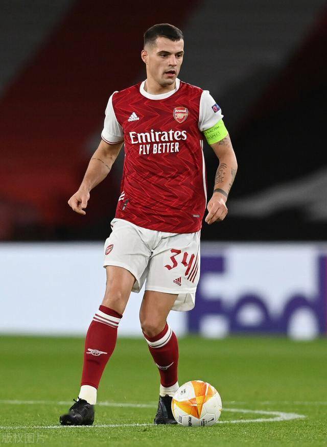 送出角球助攻，恰尔汗奥卢当选国米客胜维罗纳全场最佳球员（凭借角球助攻，恰尔汗奥卢荣膺国米客胜维罗纳全场最佳）